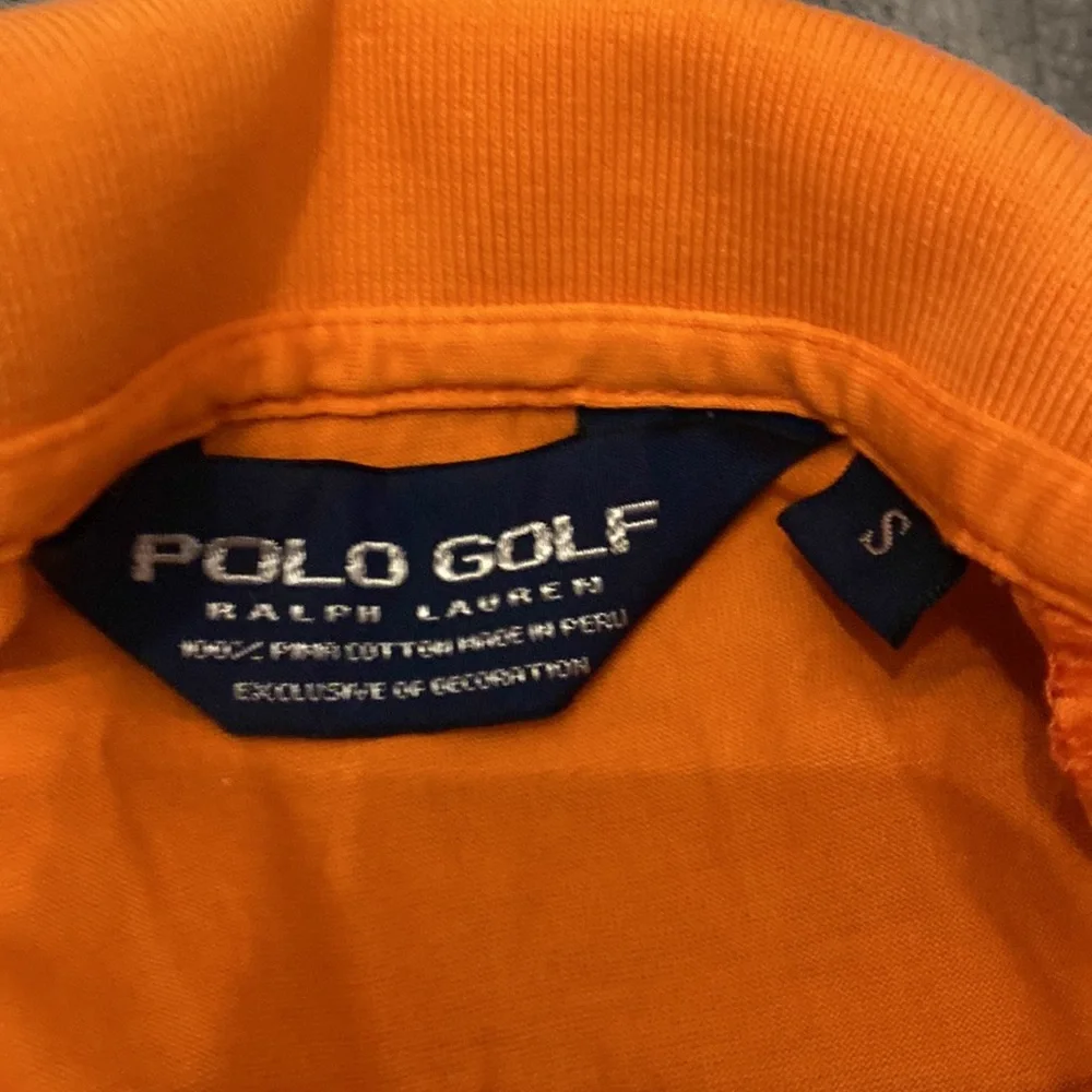 Polo‎ tshirt